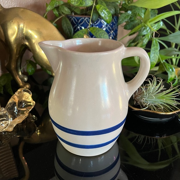 Vintage Robinson Ransbottom Pottery Pitcher Blue and White - Picture 5 of 13